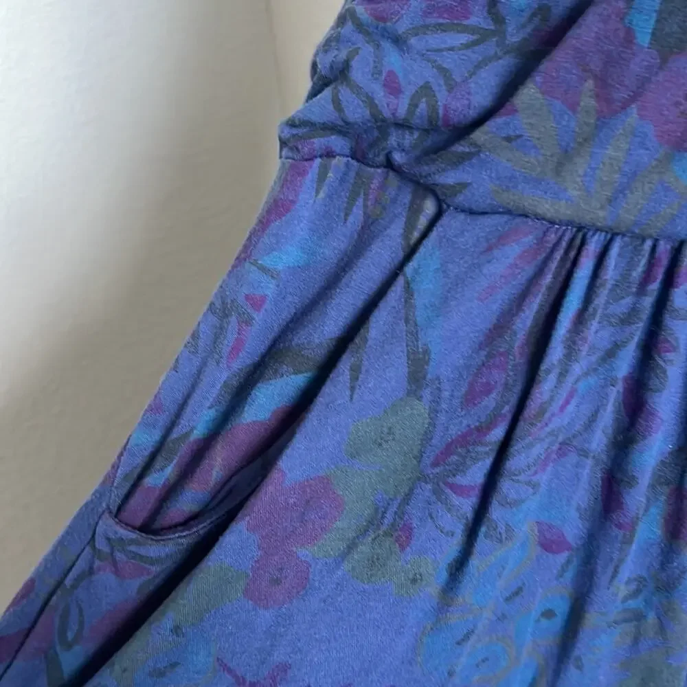 Fresh Produce Blue Floral Dress Front Crossover Slouchy Front Pockets Medium - Picture 6 of 7